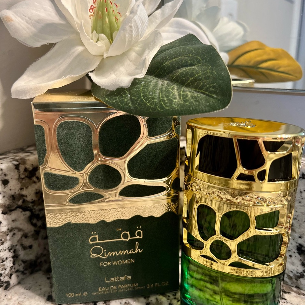 **SOLD** Lattafa Qimmah Eau de Parfum for Women - Green and Gold